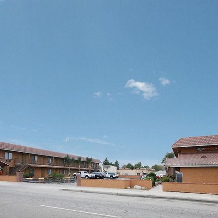 Santa Clarita Motel - Near Six Flags Magic Mountain - Valencia מראה חיצוני תמונה