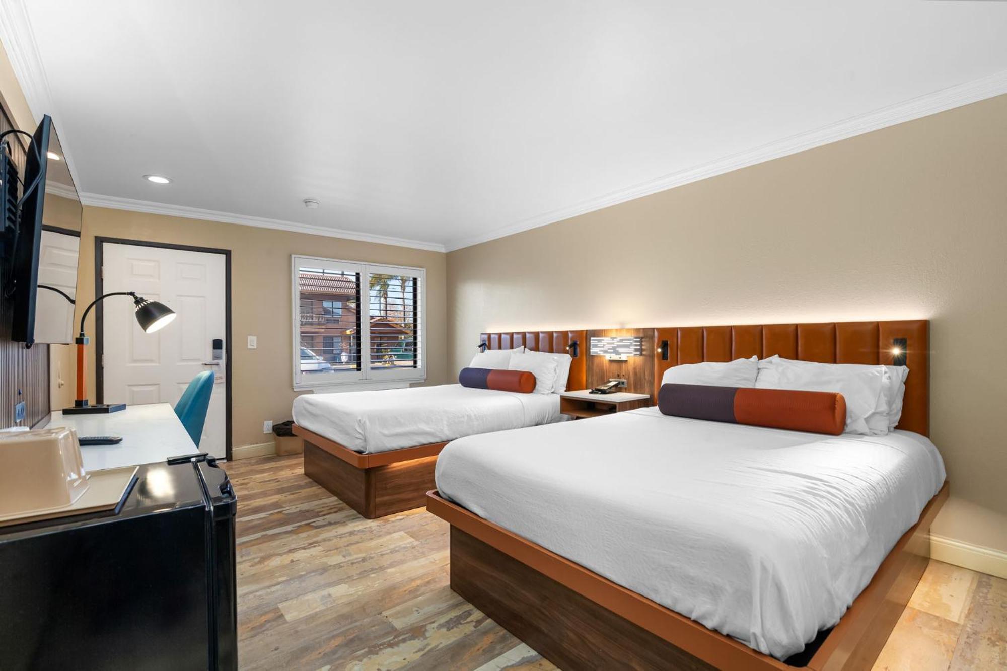 Santa Clarita Motel - Near Six Flags Magic Mountain - Valencia מראה חיצוני תמונה