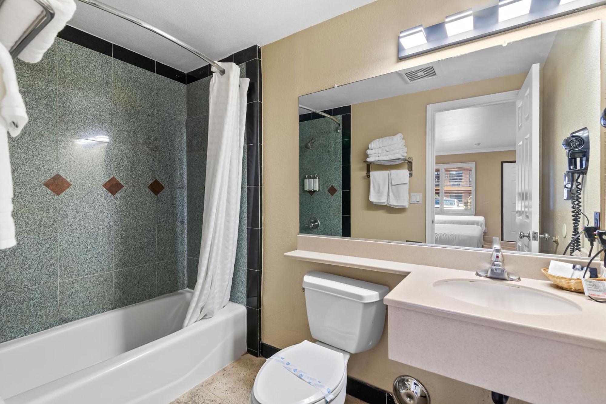 Santa Clarita Motel - Near Six Flags Magic Mountain - Valencia מראה חיצוני תמונה