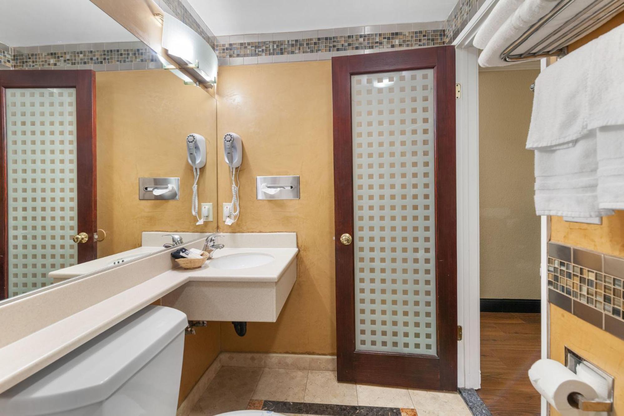 Santa Clarita Motel - Near Six Flags Magic Mountain - Valencia מראה חיצוני תמונה