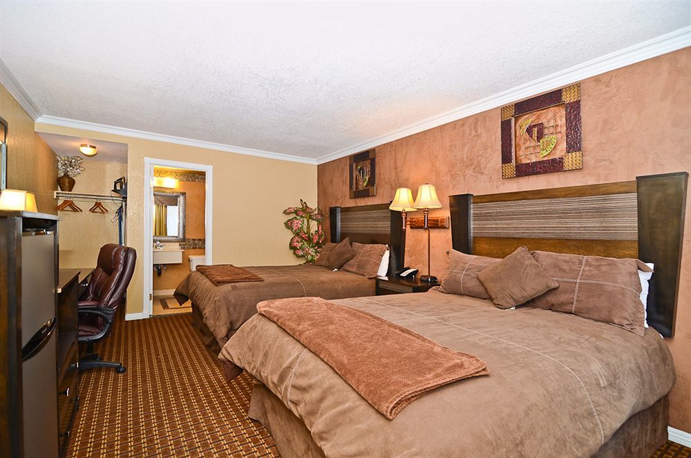 Santa Clarita Motel - Near Six Flags Magic Mountain - Valencia מראה חיצוני תמונה
